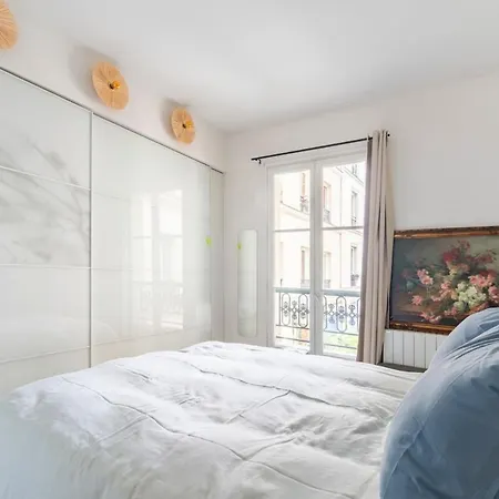 A Cosy Center Paris